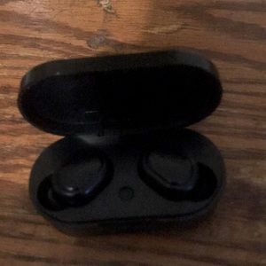 Earphones 🥶👌🏼😁